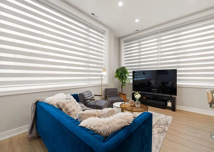 Apartment Modern 2-bd 2-ba Retreat Near Medical District